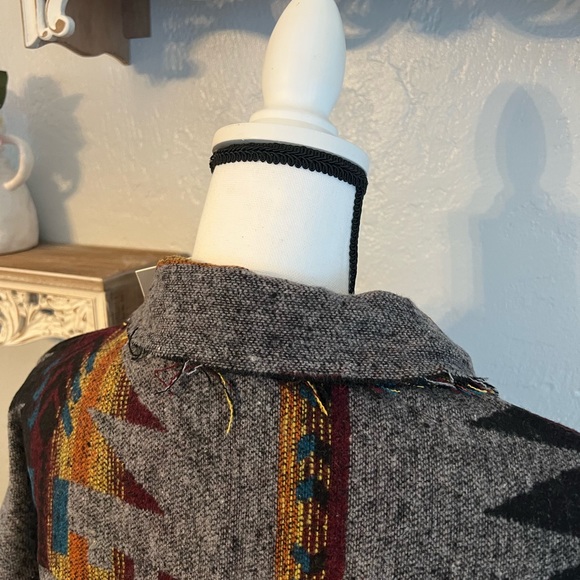 Very J, New In Aztec patterned rough collar jacket - Picture 4 of 6
